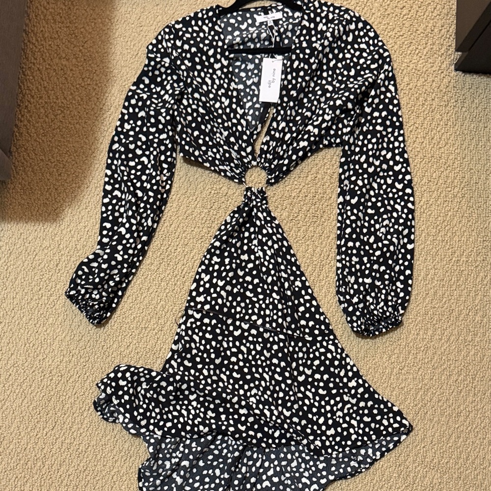Boutique dress 
I never worn size medium